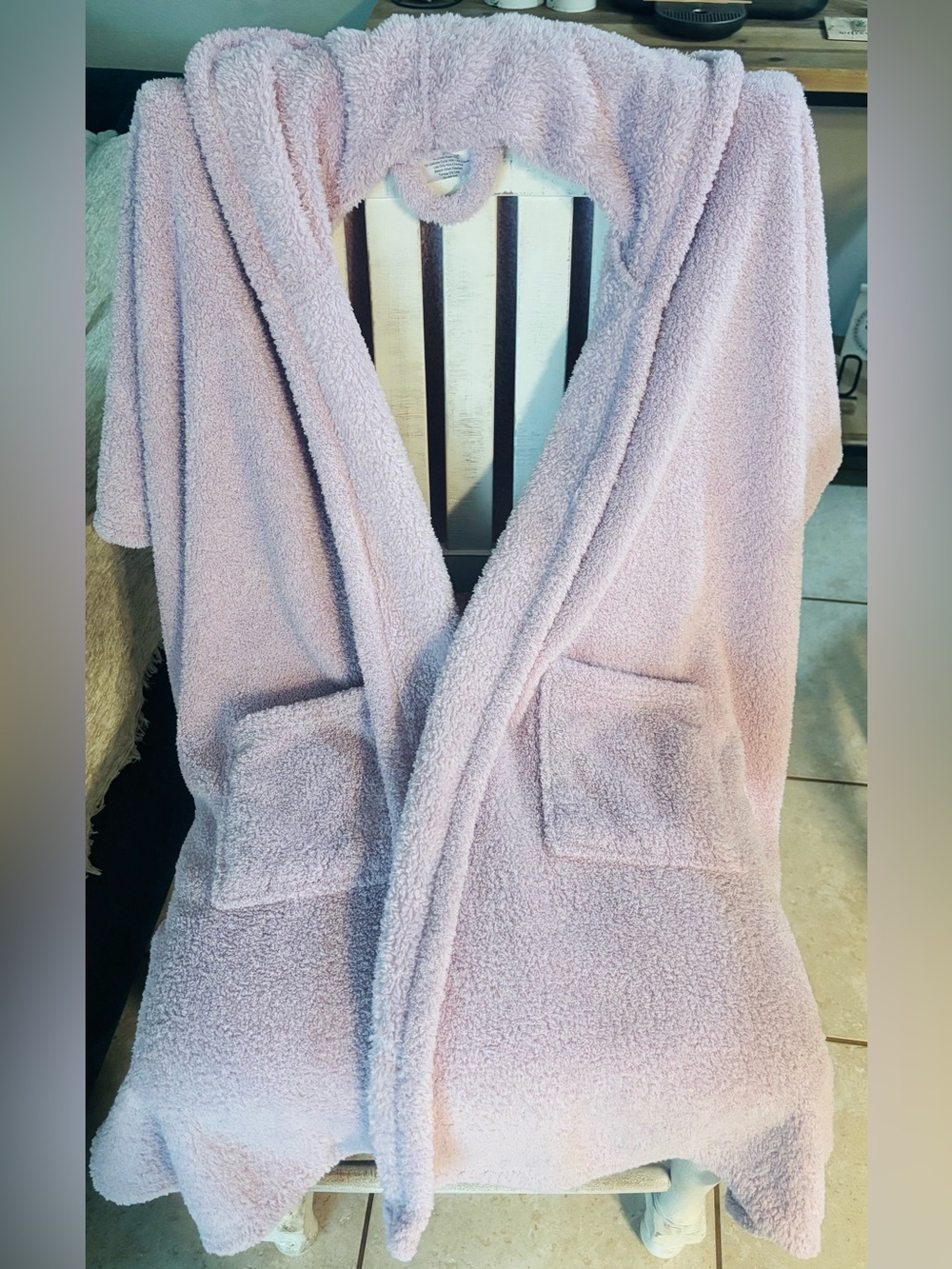 Cozy Plush Hooded Robe in Lavender